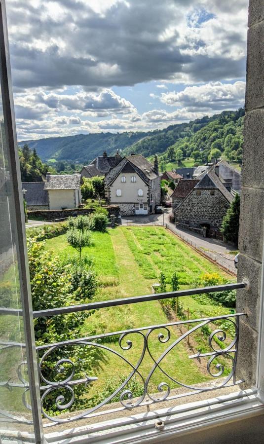 La Maison Normande Saint-Cirgues-de-Jordanne Dış mekan fotoğraf